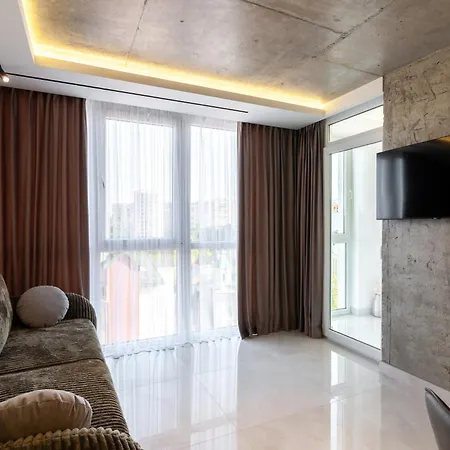 Leogrand Jacuzzi On Shevchenka 31A Apartment Lviv Exterior photo