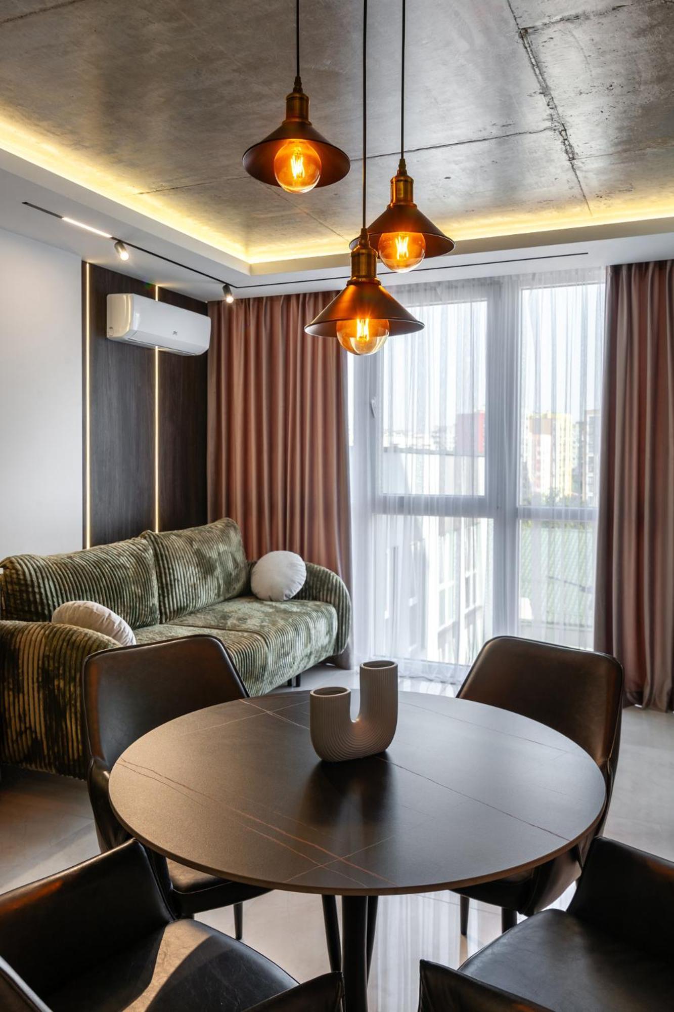 Leogrand Jacuzzi On Shevchenka 31a